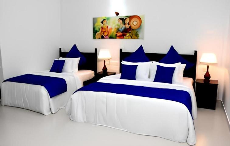 Blue Spring Hotel וואדואה מראה חיצוני תמונה