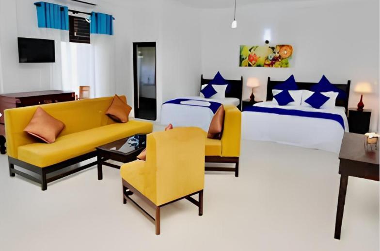 Blue Spring Hotel וואדואה מראה חיצוני תמונה