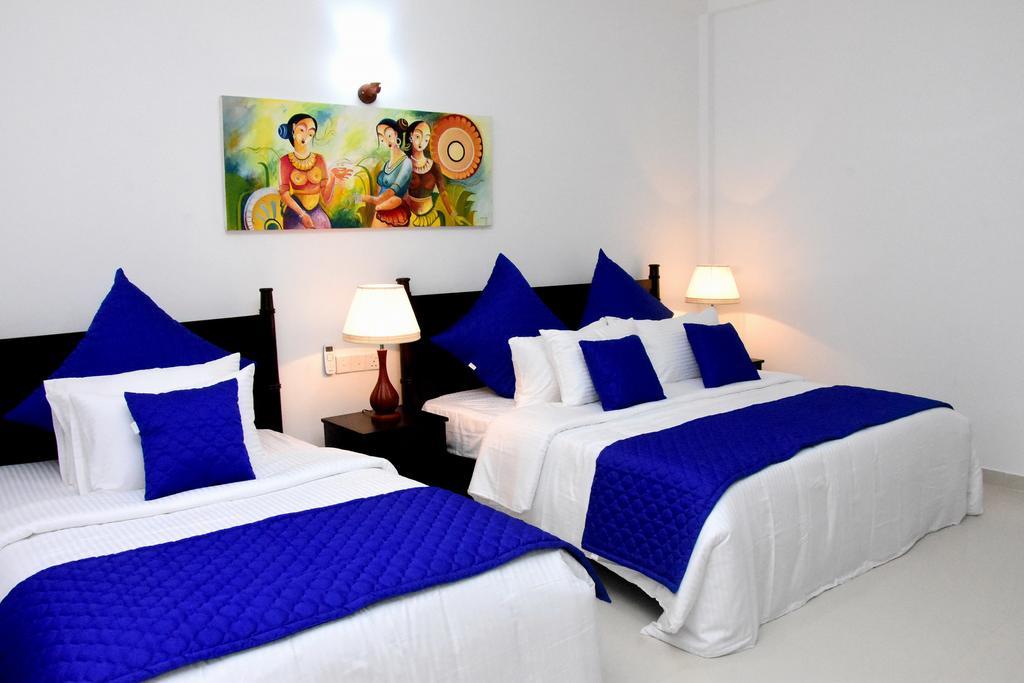 Blue Spring Hotel וואדואה מראה חיצוני תמונה