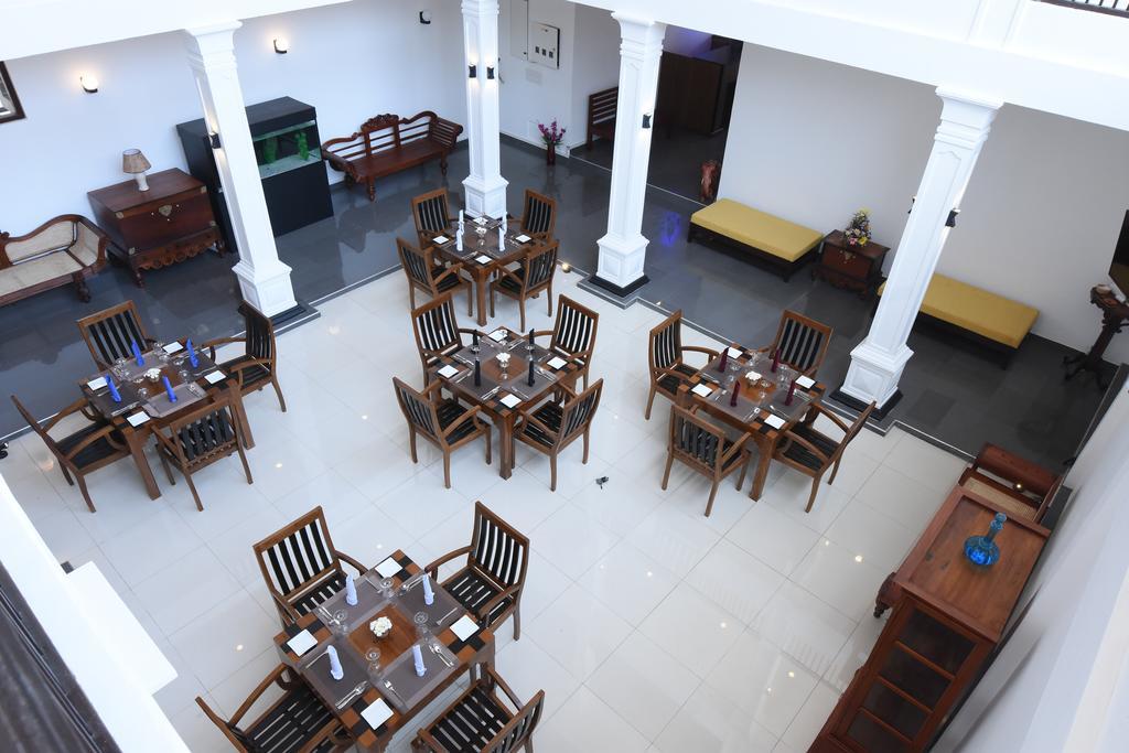 Blue Spring Hotel וואדואה מראה חיצוני תמונה