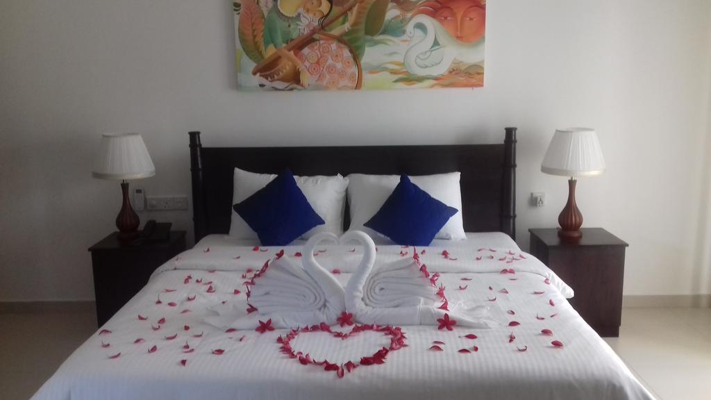 Blue Spring Hotel וואדואה מראה חיצוני תמונה