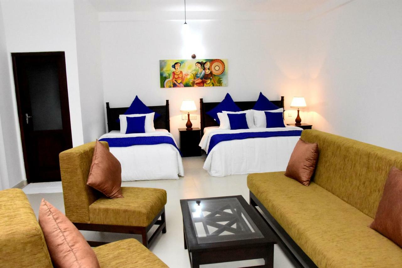 Blue Spring Hotel וואדואה מראה חיצוני תמונה